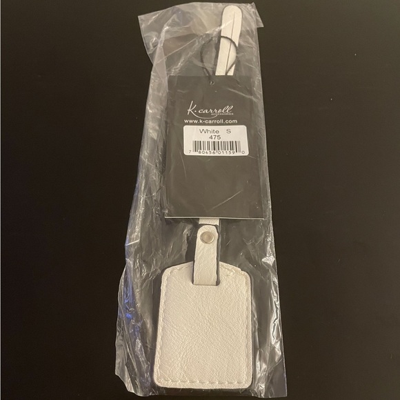 NWT “K•Carroll” Bag Tag, Monogram Letter "S" White Bag Tag with "Black" Letter - Picture 4 of 5